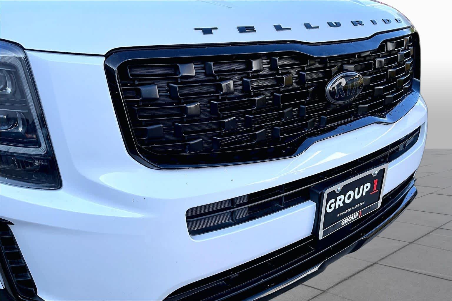 Used 2021 Glacial White Pearl Kia EX image 30