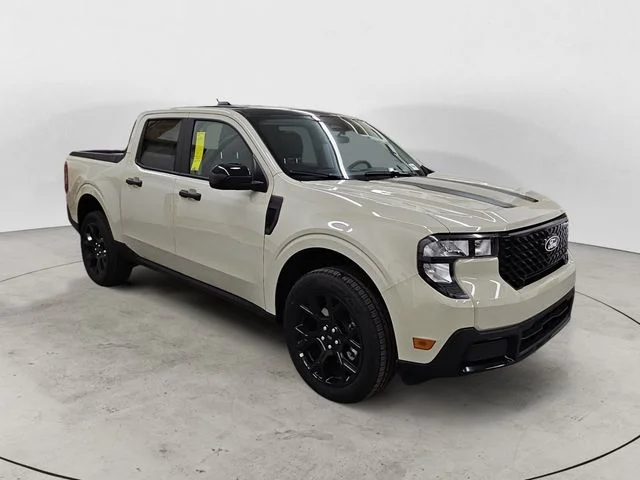 New 2025 Desert Sand Ford XLT image 7