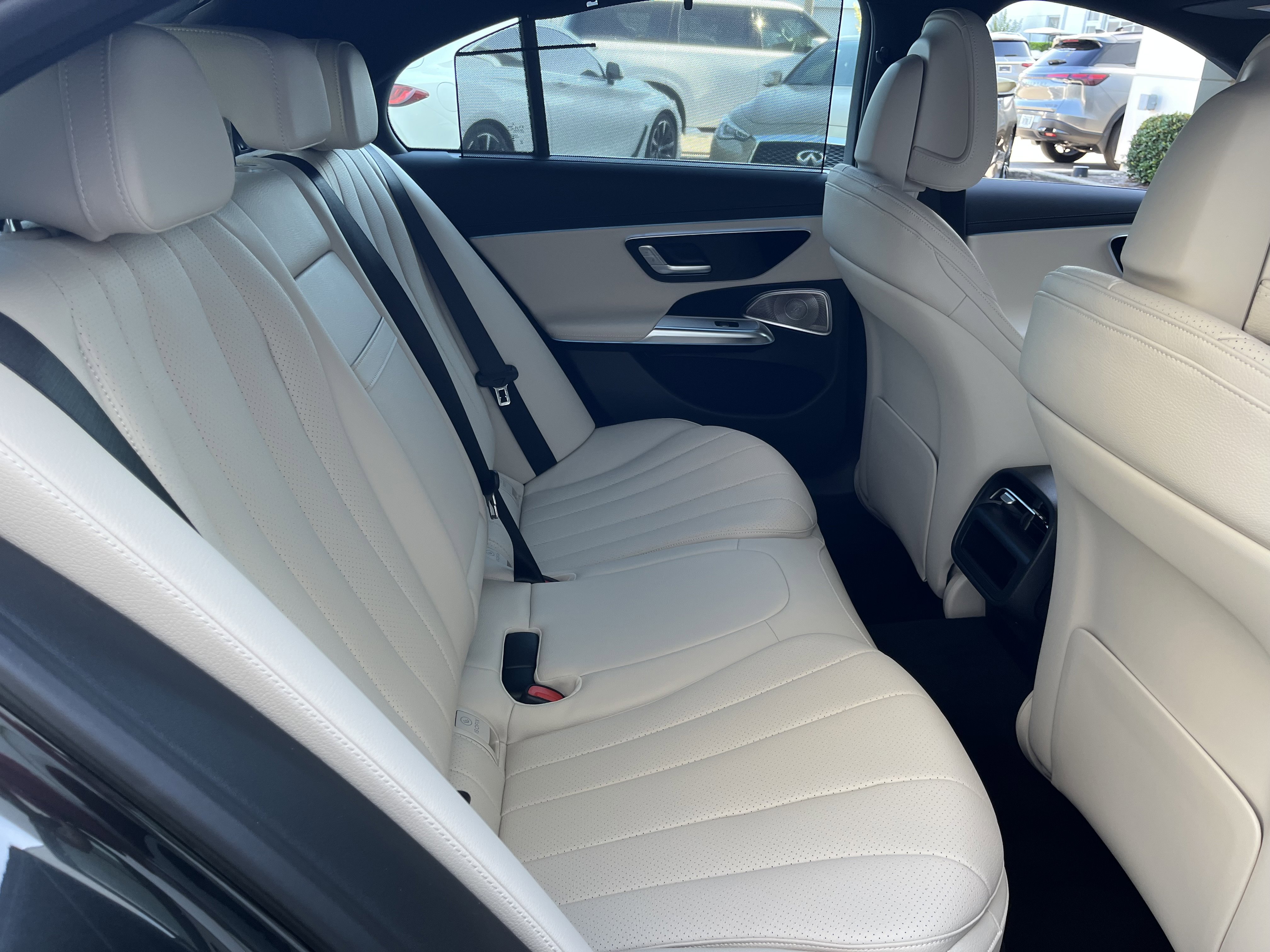 New 2026 Graphite Grey Metallic Mercedes-Benz E 350 image 21