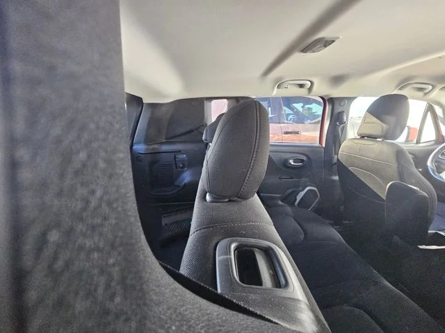Used 2017 Orange Jeep Latitude image 18