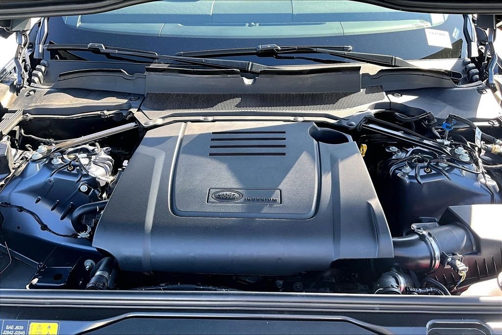 New 2026 VARESINE BLUE Land Rover S image 13