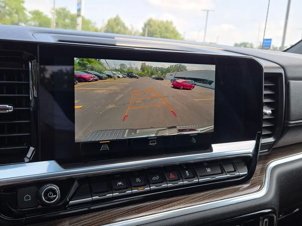 Used 2025 Black Chevrolet RST image 30