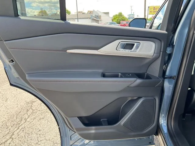 New 2026 Vapor Blue Metallic Ford Active image 83