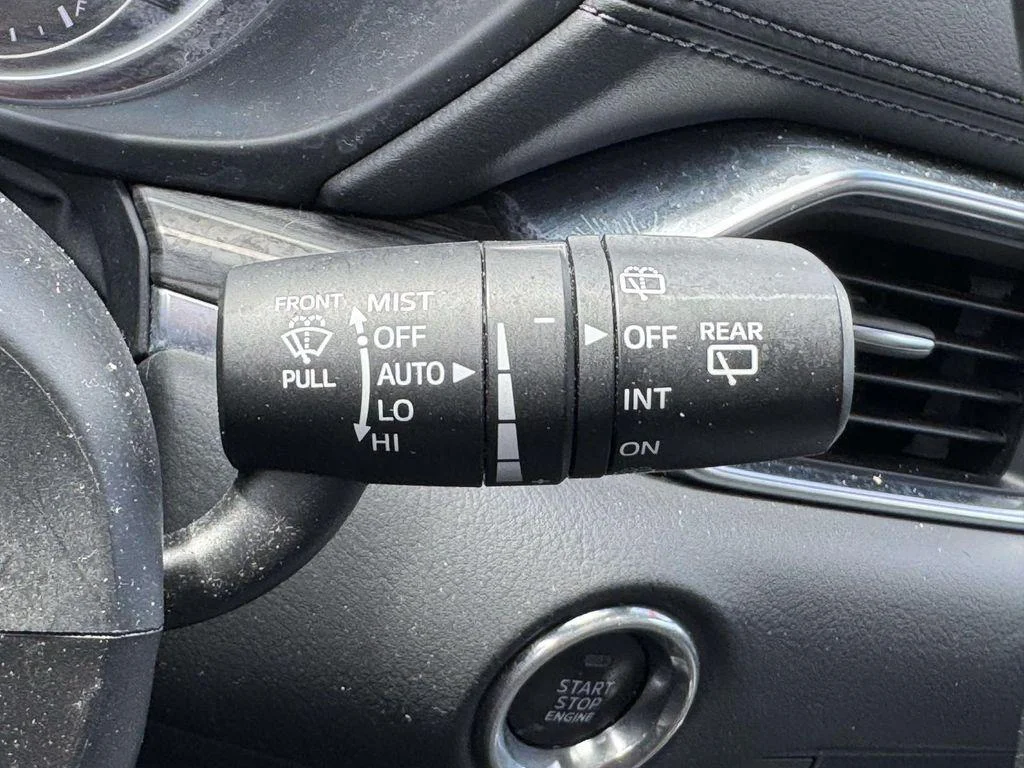 Used 2018 Deep Crystal Blue Mica Mazda Grand Touring image 30