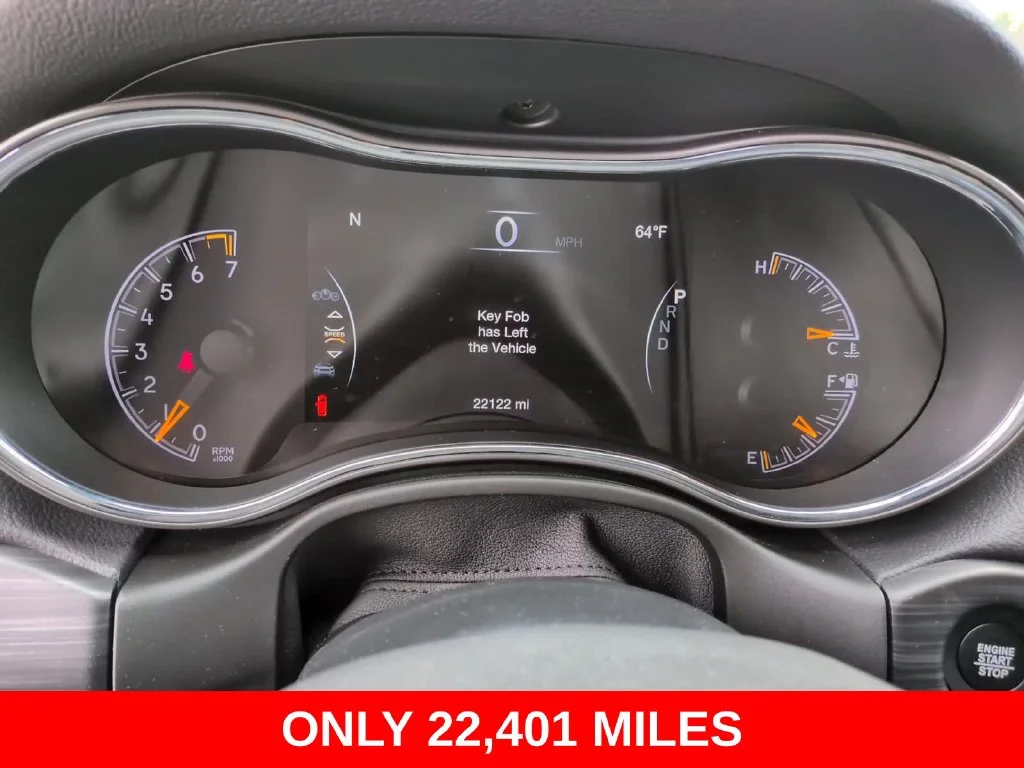 Used 2020 Black Jeep Laredo image 19