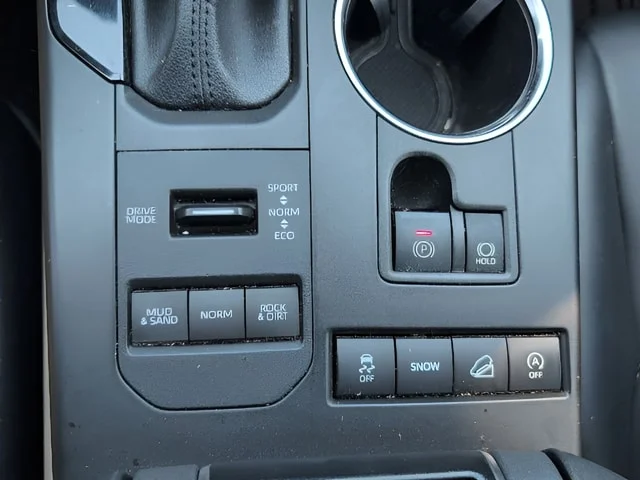 Used 2021 Magnetic Gray Metallic Toyota XLE image 19