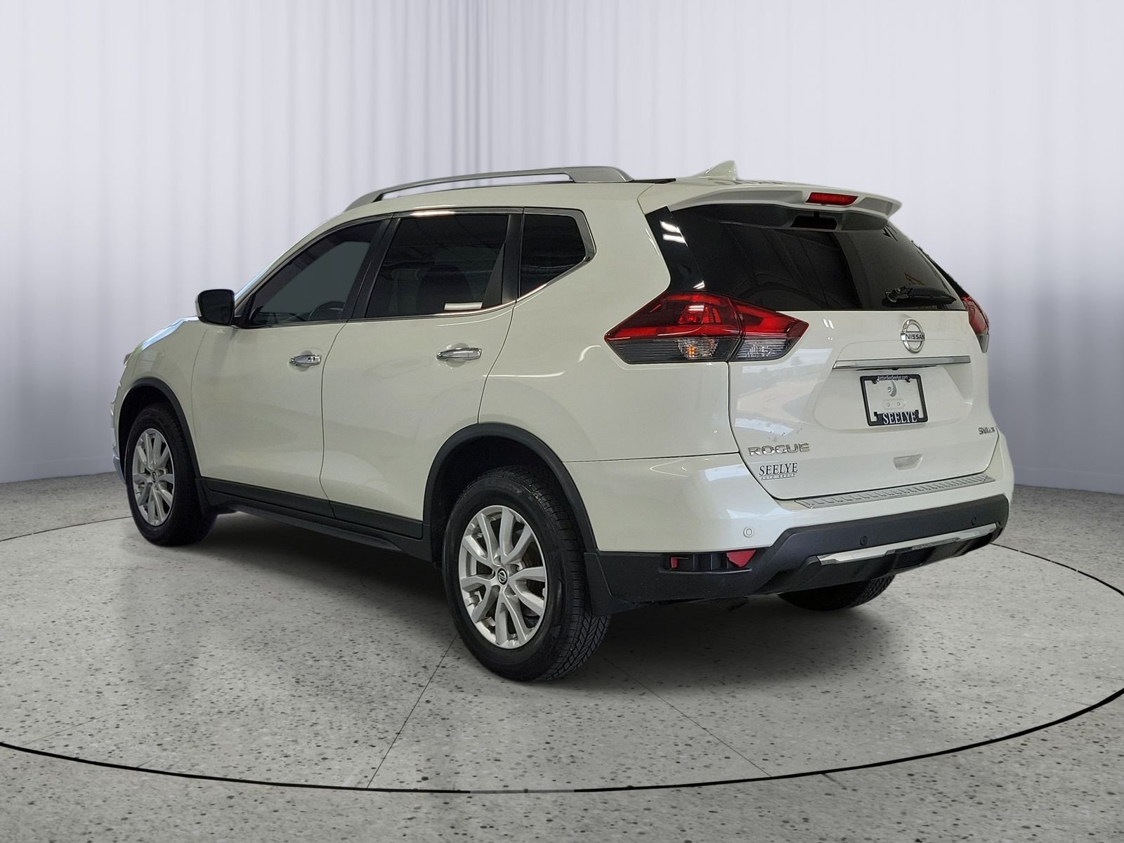 Used 2019 White Nissan SV image 3