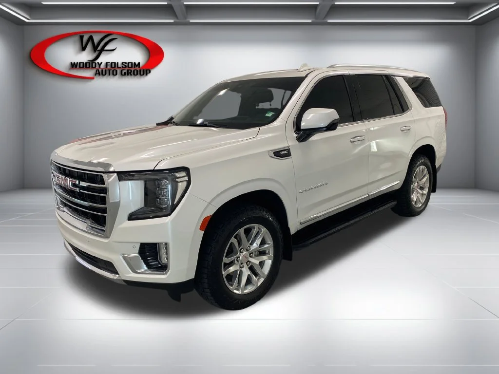 Used 2022 WHITE FROST TRICOAT GMC SLT image 3