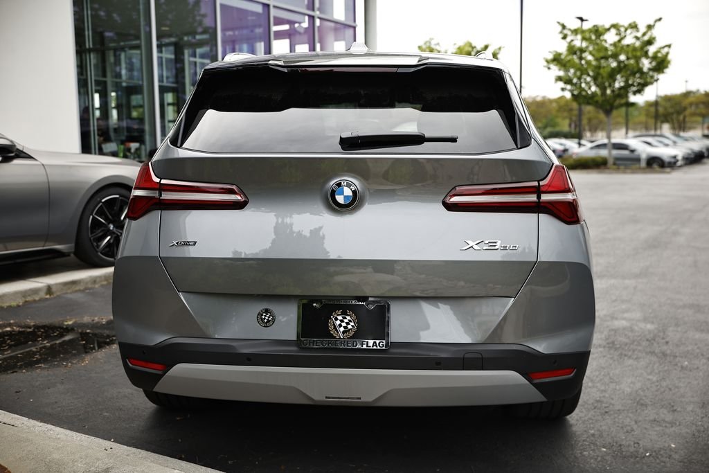 New 2026 Skyscraper Grey Metallic BMW 30 xDrive image 10