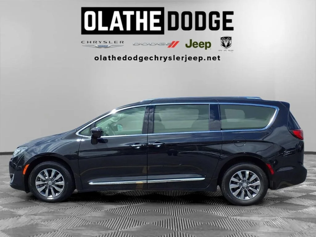 Certified Used 2020 Black Chrysler Touring L Plus image 20