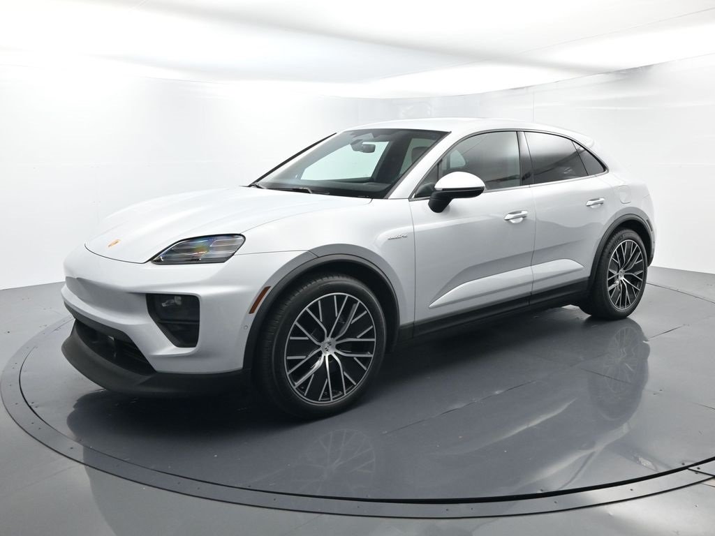 2024 Porsche Macan Base