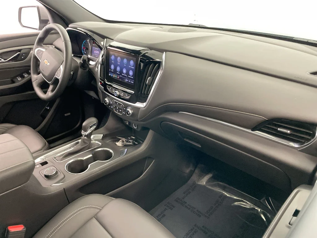 Used 2023 Sterling Gray Metallic Chevrolet LT Leather image 30