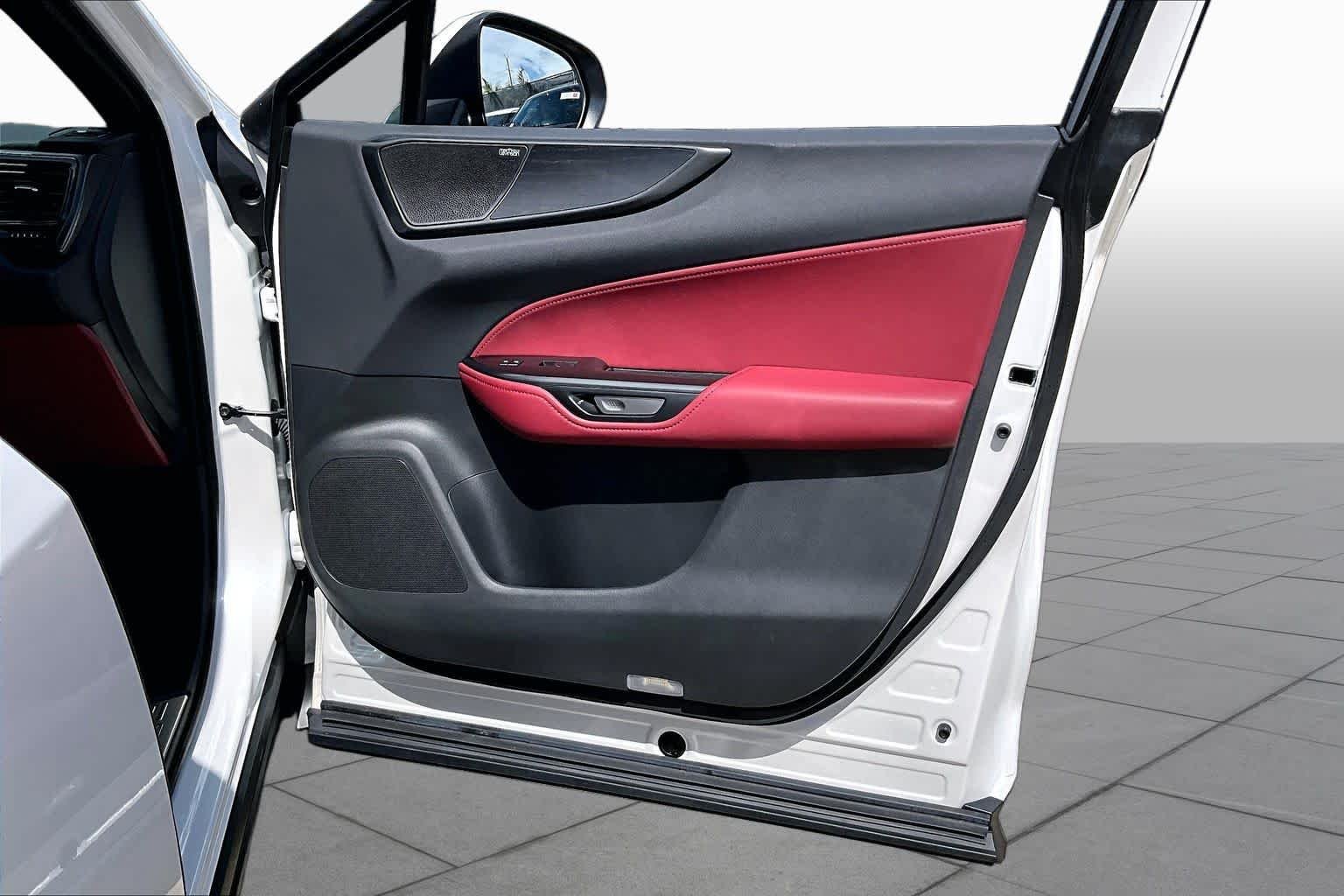 Certified Used 2025 Eminent White Pearl Lexus Luxury image 23