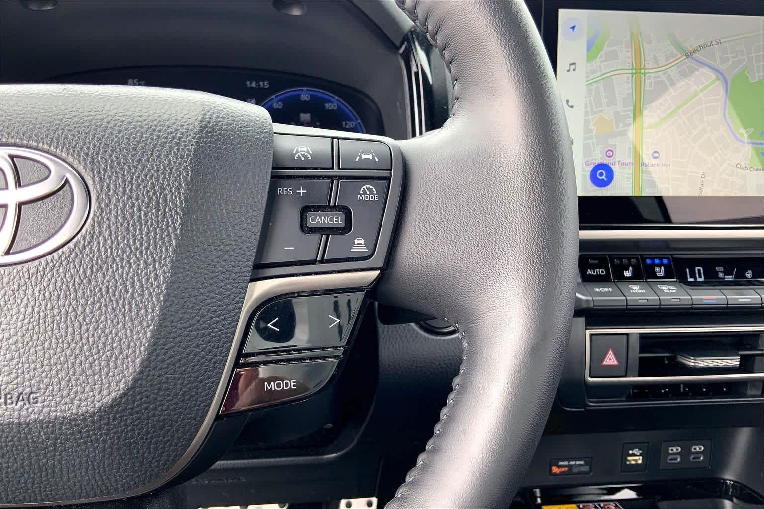 Used 2026 Wind Chill Pearl Toyota XSE image 24