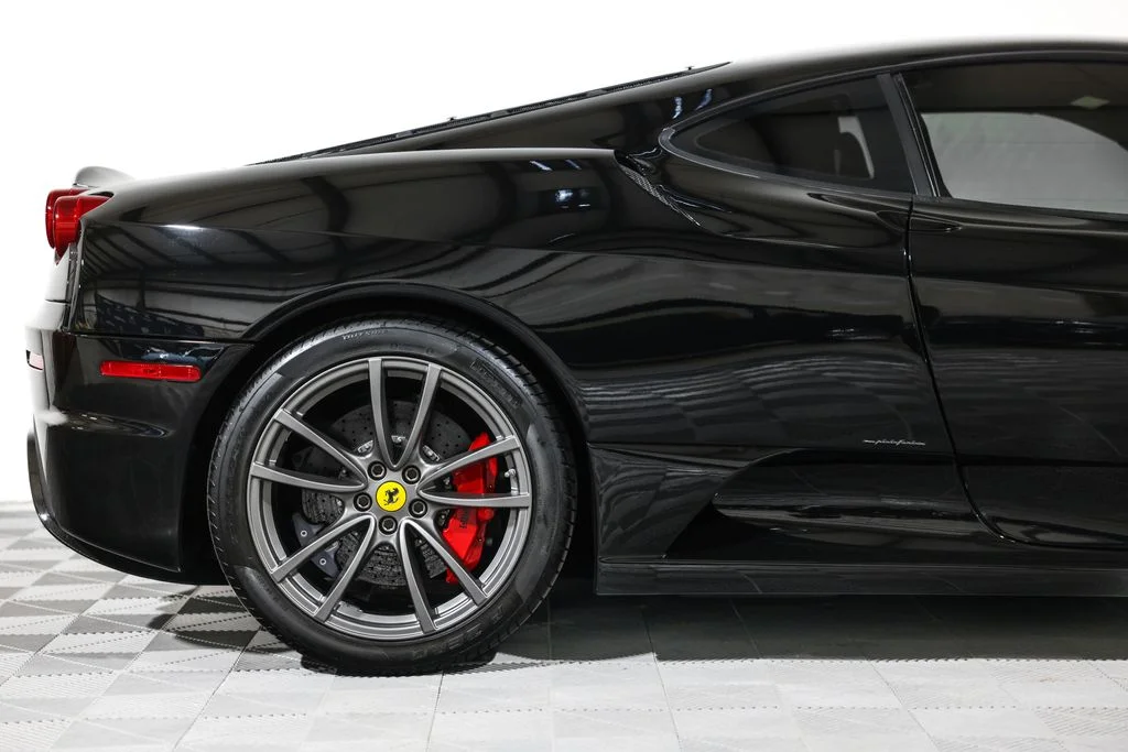 Used 2008 Black Ferrari Scuderia image 3