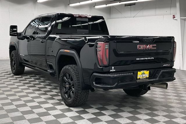 Used 2025 Onyx Black GMC AT4 image 2