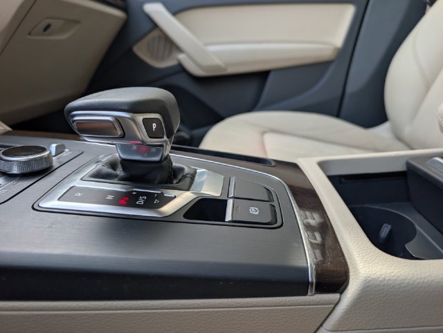 Used 2018 White Audi 2.0T Premium Plus image 19