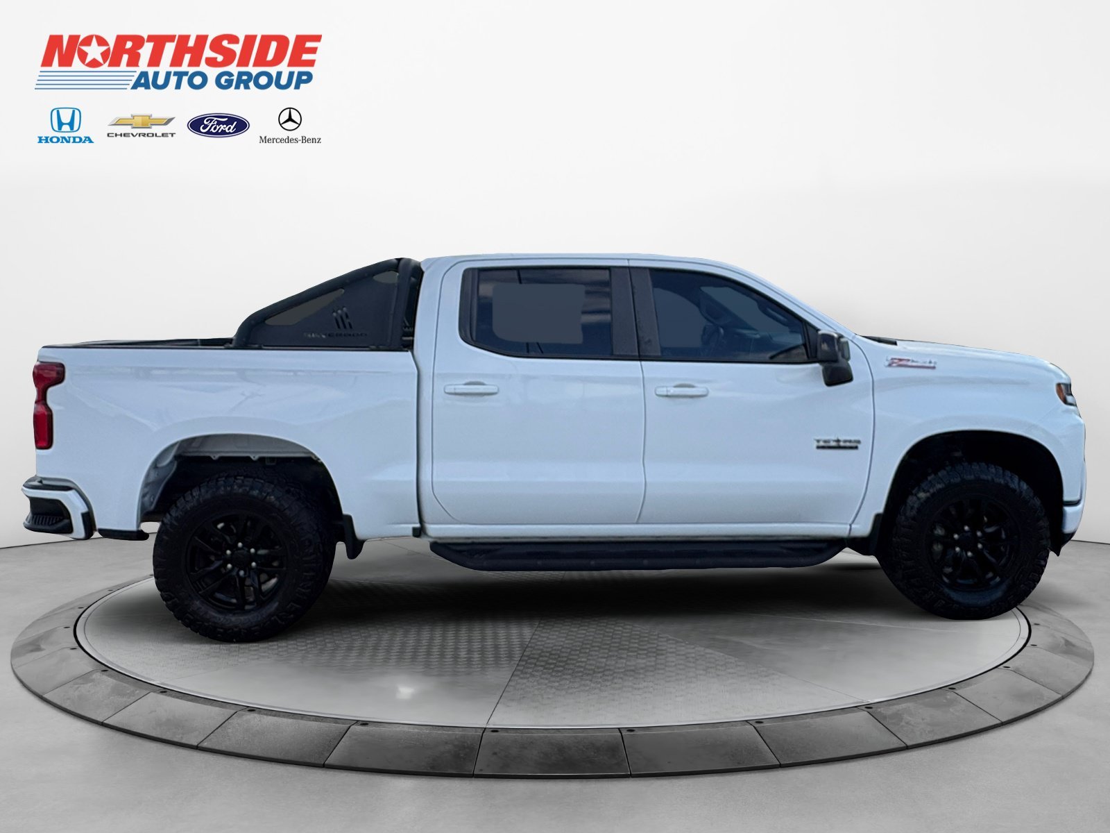 Used 2020 Summit White Chevrolet RST image 8