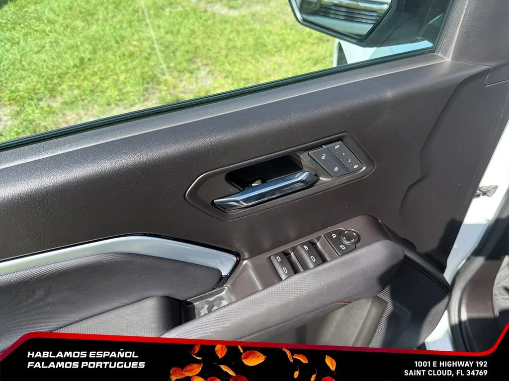 Used 2023 SUMMIT WHITE Chevrolet 4WD Z71 image 13