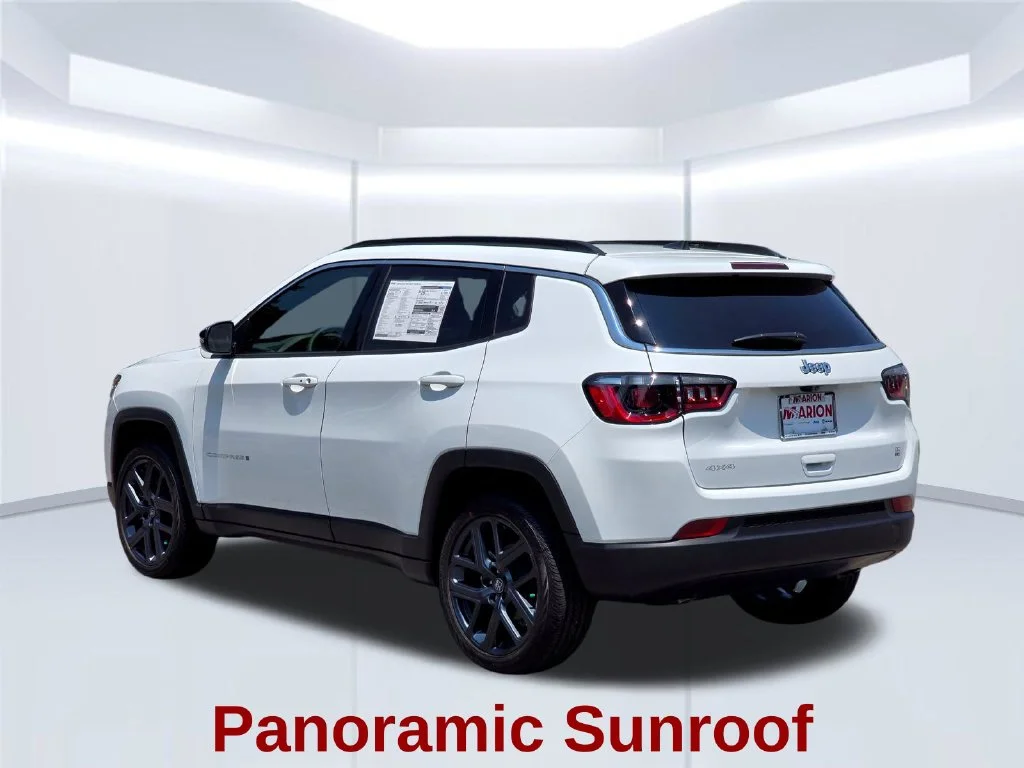 New 2026 White Jeep Latitude image 18