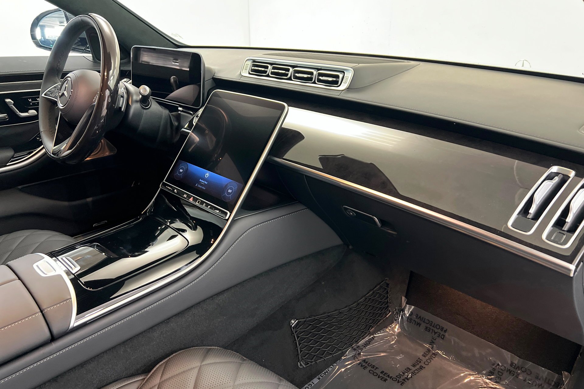New 2026 MANUFAKTUR Silicon Grey Mercedes-Benz S 580 image 24