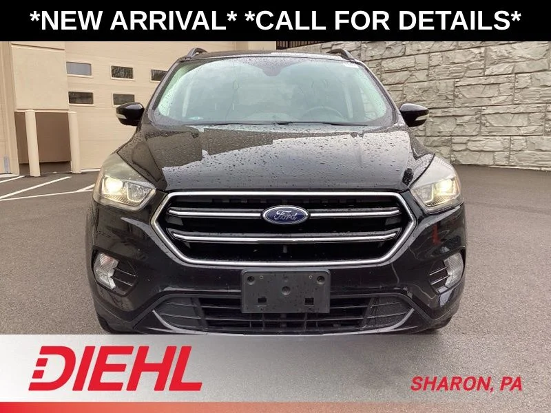 Used 2017 Ford Escape Titanium with VIN 1FMCU9JD6HUE67690 for sale in McKees Rocks, PA