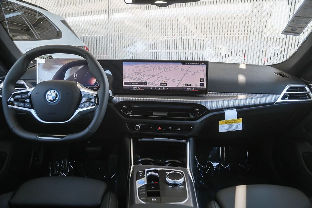 New 2026 Alpine White BMW eDrive40 image 9