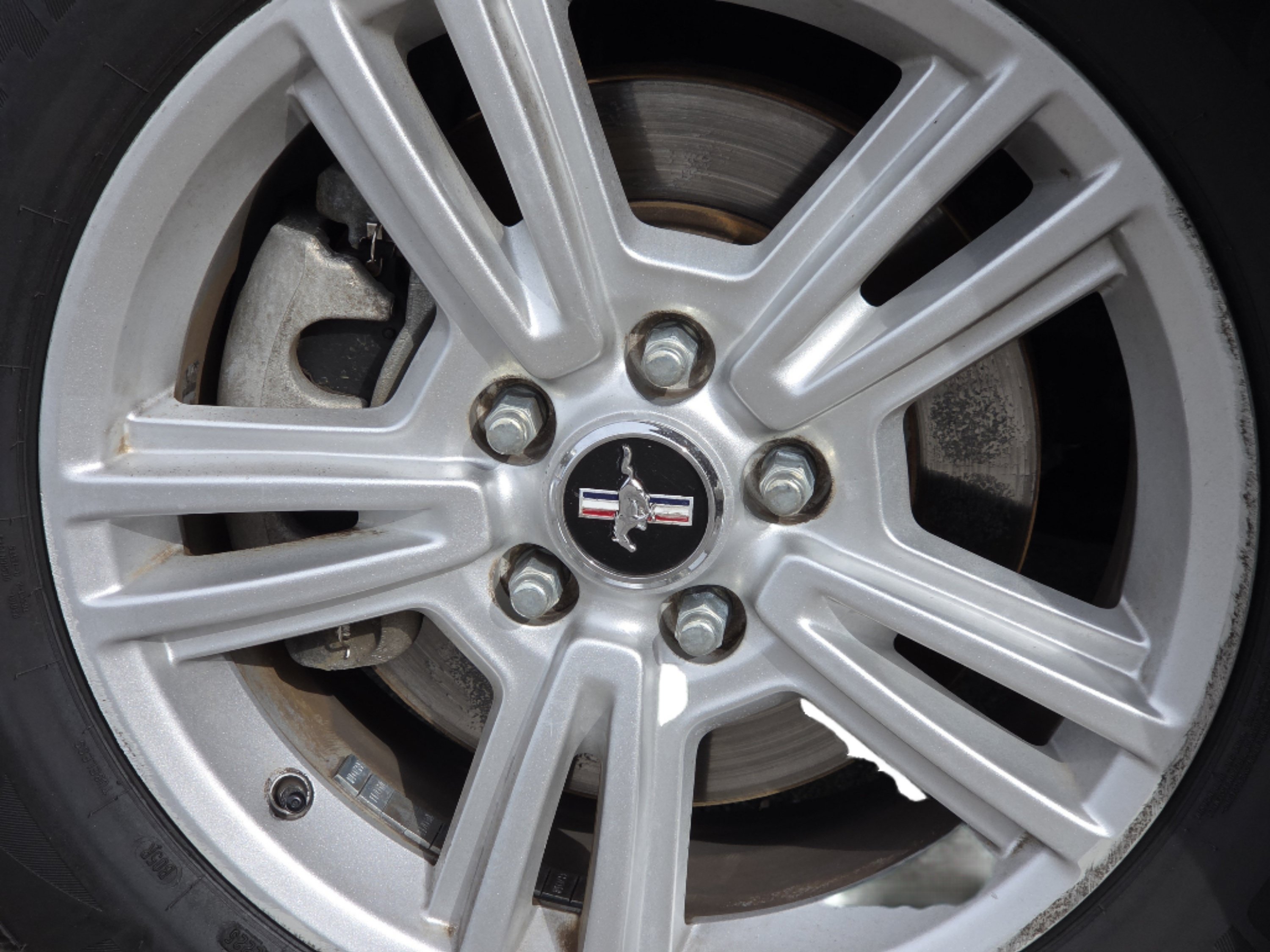 Used 2014 Black Ford V6 image 14
