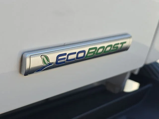 Used 2022 White Ford XLT image 11