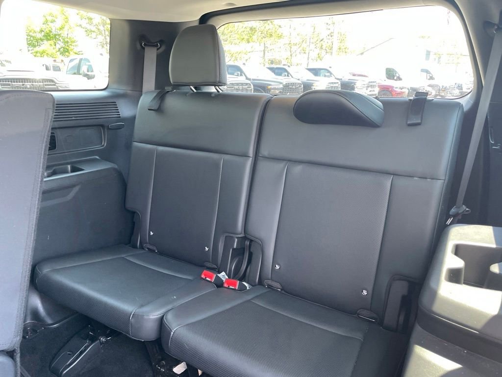 Used 2025 Blue Hyundai SEL image 33
