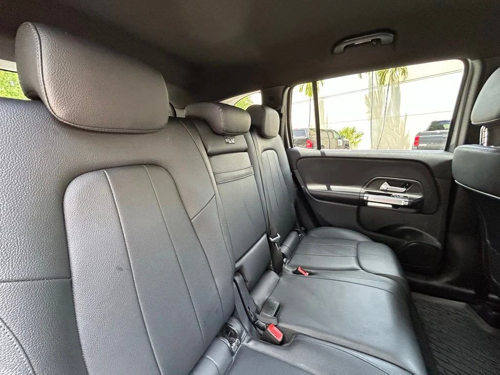 Used 2022  Mercedes-Benz GLB 250 image 33