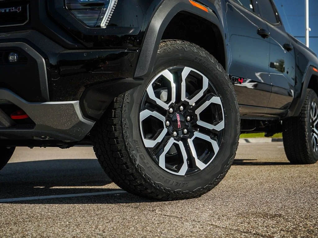 New 2026 Onyx Black GMC AT4 image 6