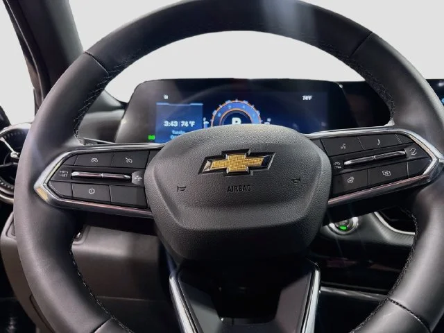 2027 Chevrolet Equinox LT - Photo 13