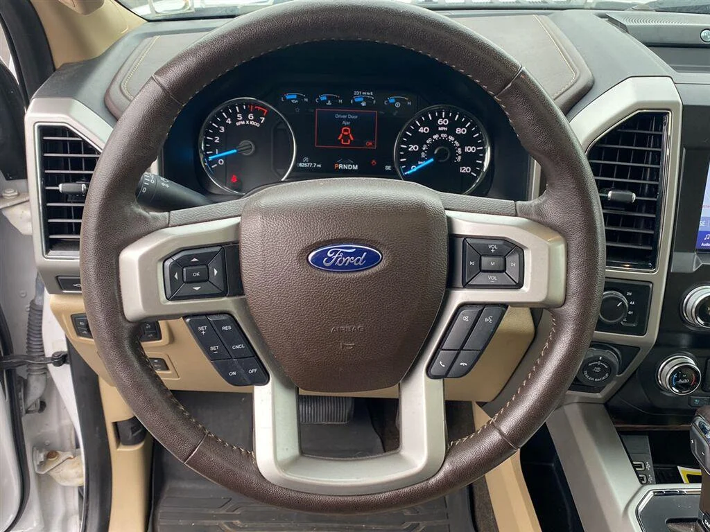Used 2020 Oxford White Ford LARIAT image 17