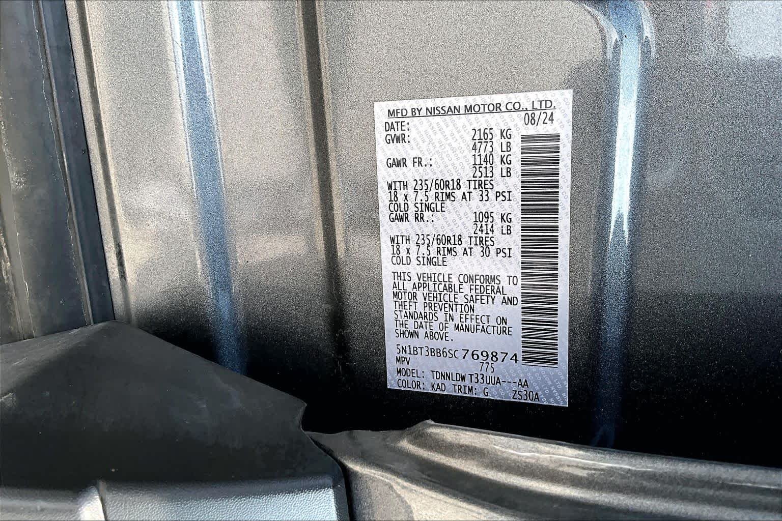 Used 2025 Gun Metallic Nissan SV image 36