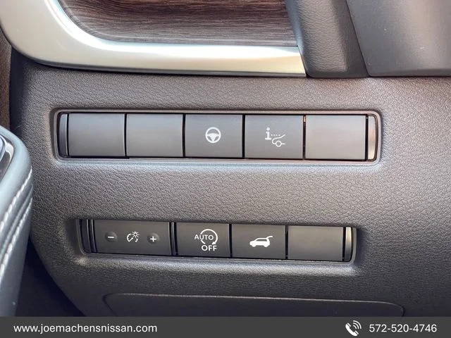 New 2026 Champagne Silver Metallic Nissan Platinum image 21