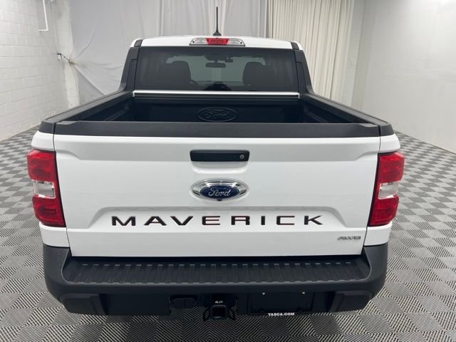 Used 2024 White Ford XLT image 7