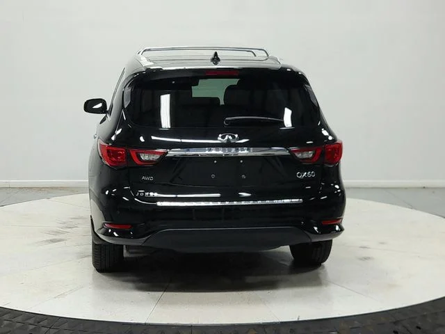 Used 2020 Black INFINITI LUXE image 7