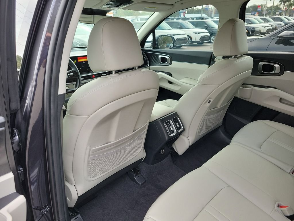 New 2026 Gray Kia S image 16