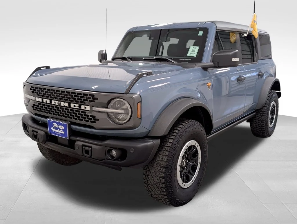 Certified Used 2023 Azure Gray Metallic Ford Badlands image 19