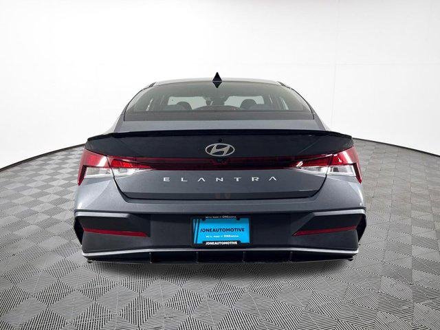 New 2026 Gray Hyundai SEL Sport image 10