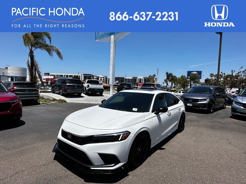 Used 2024  Honda Base image 1