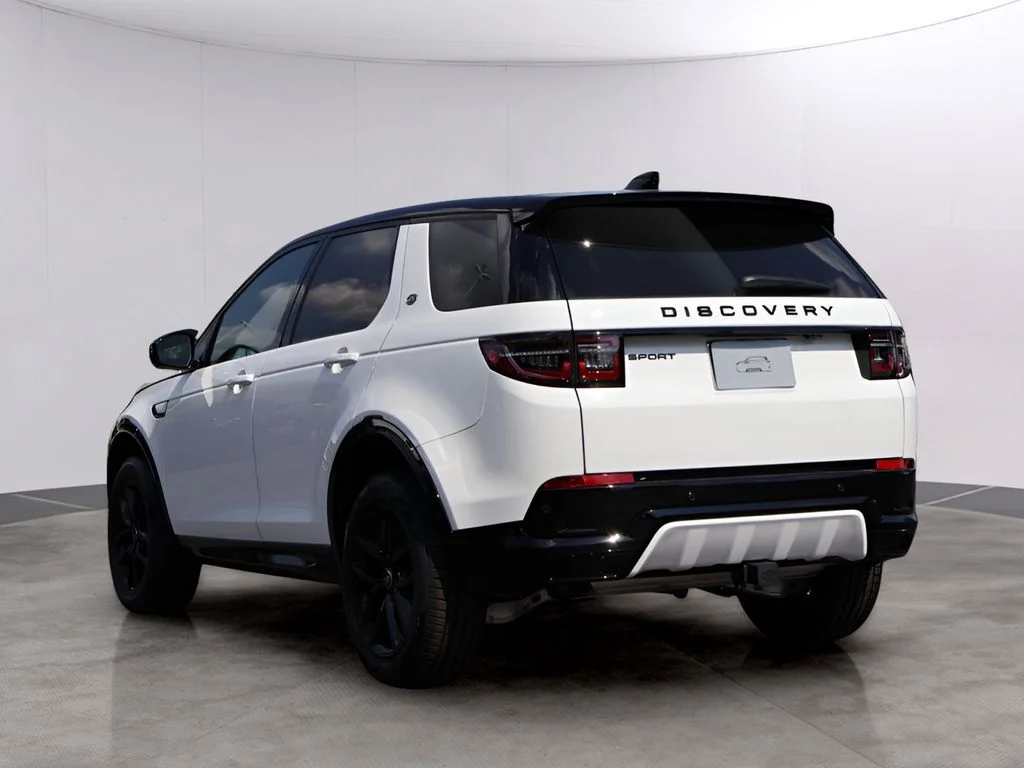 New 2026 Fuji White Land Rover Landmark image 5