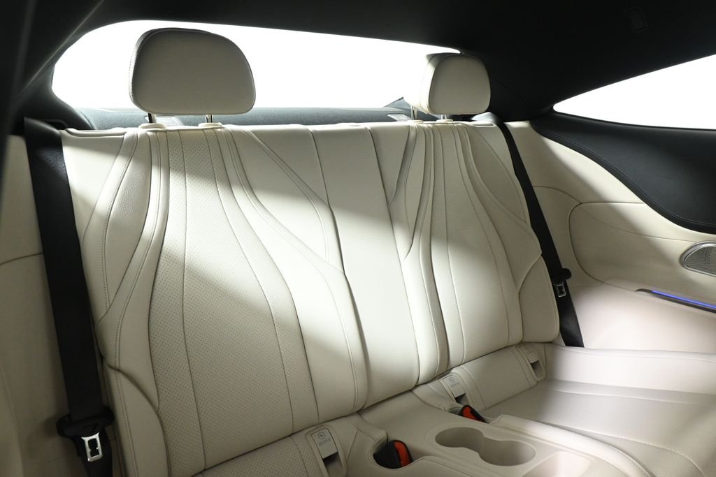 New 2026 Polar White Mercedes-Benz CLE 300 image 31