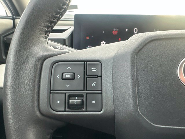 Used 2026 Ice Cap Toyota LE image 17