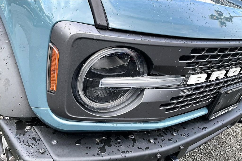 Used 2022 Blue Ford Badlands image 32