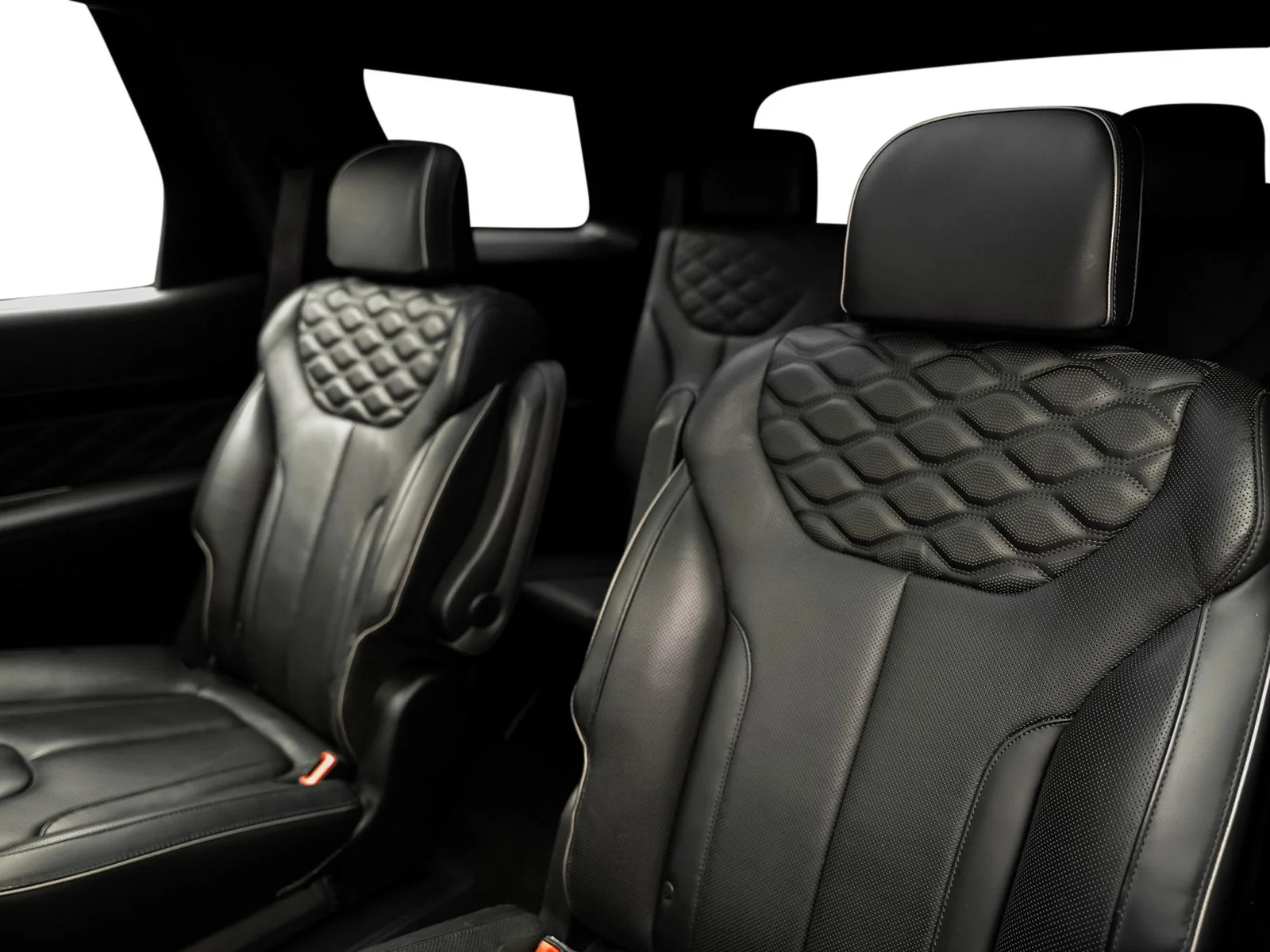 Used 2020 Silver Hyundai Limited image 39