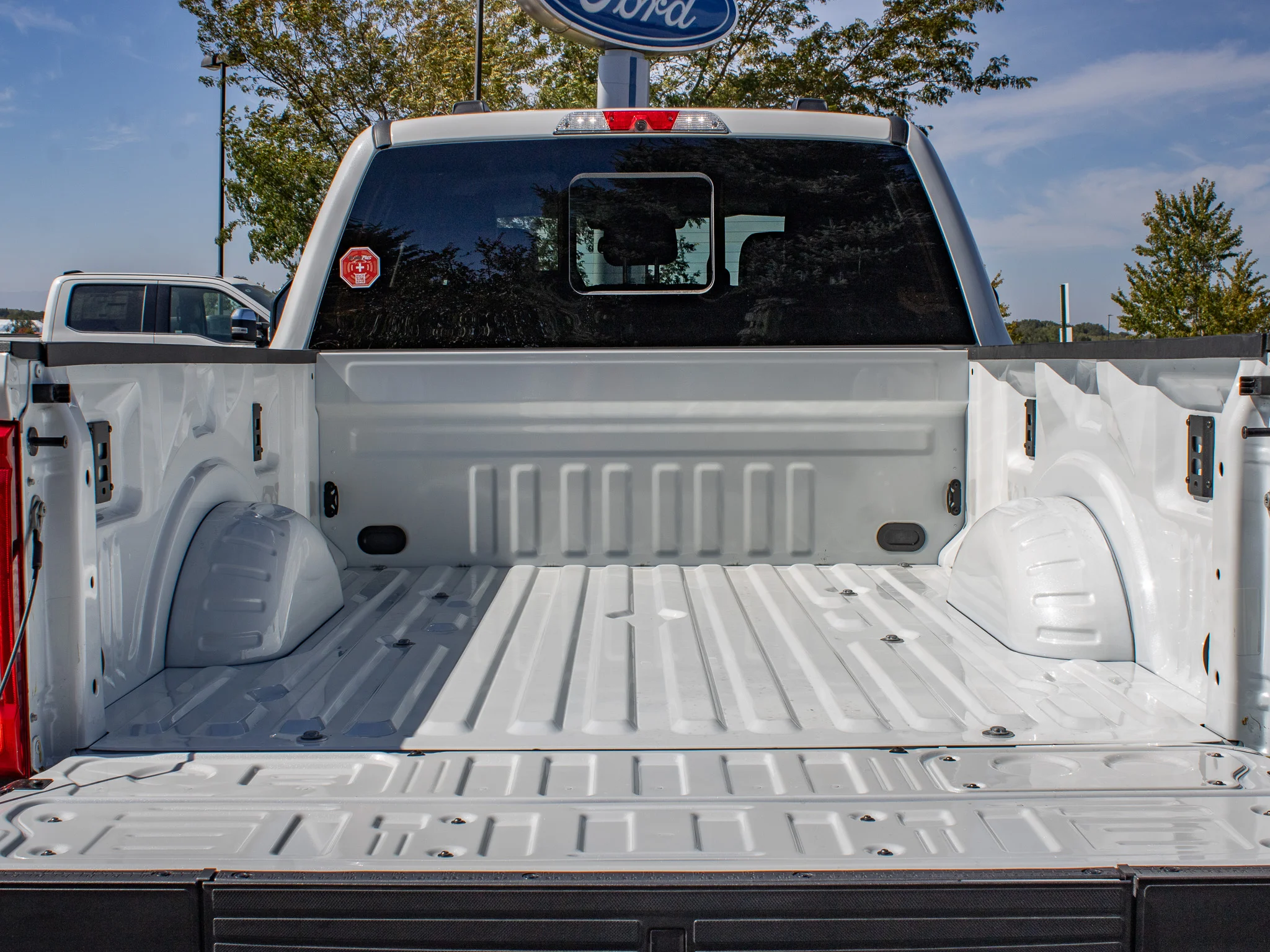 New 2026 Star White Metallic Tri-Coat Ford F-250® Lariat® image 11