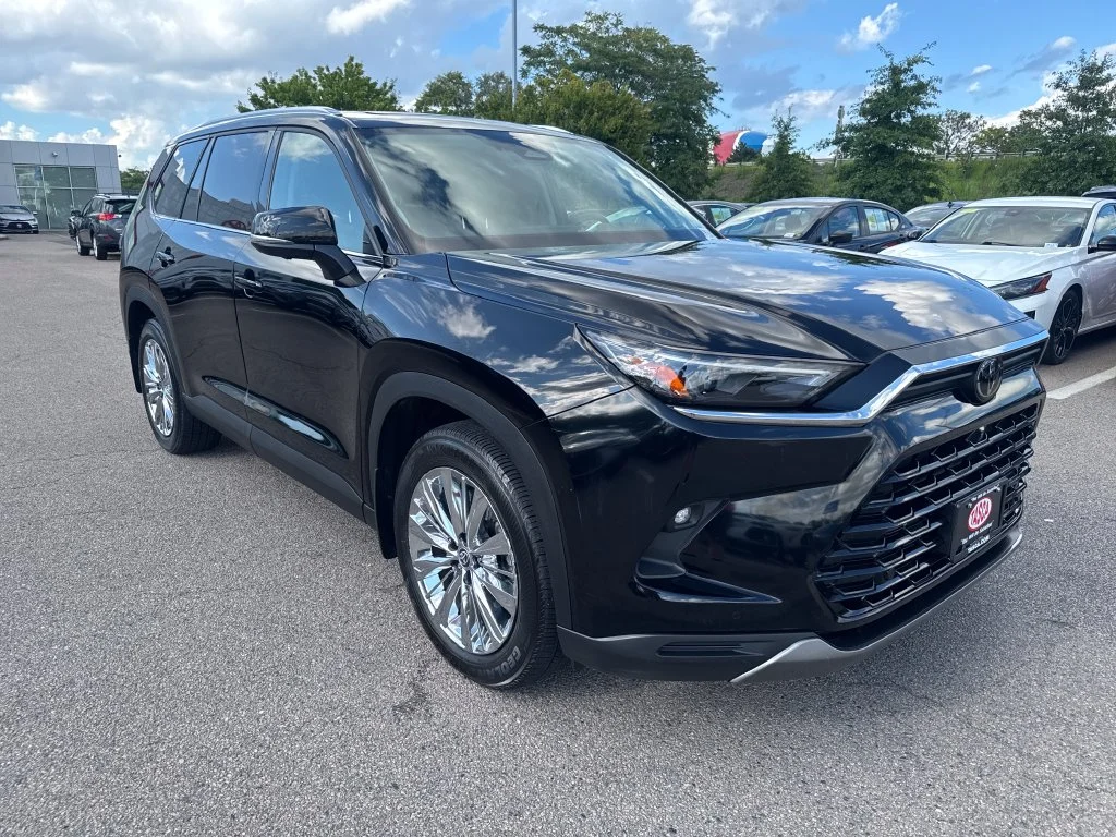 Used 2024 Black Toyota Platinum image 12