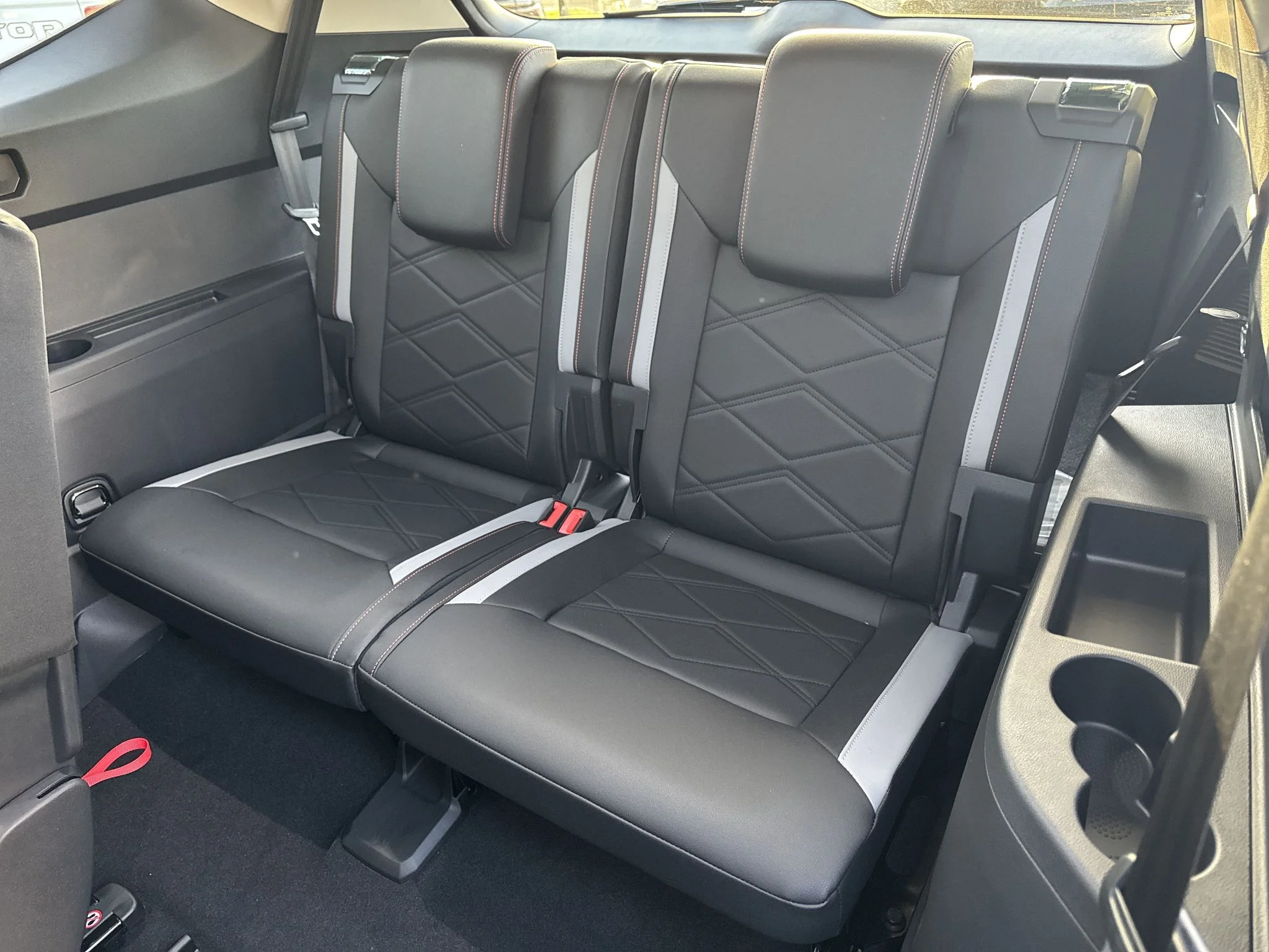 New 2026 Pure Gray Volkswagen 2.0T Peak Edition image 34